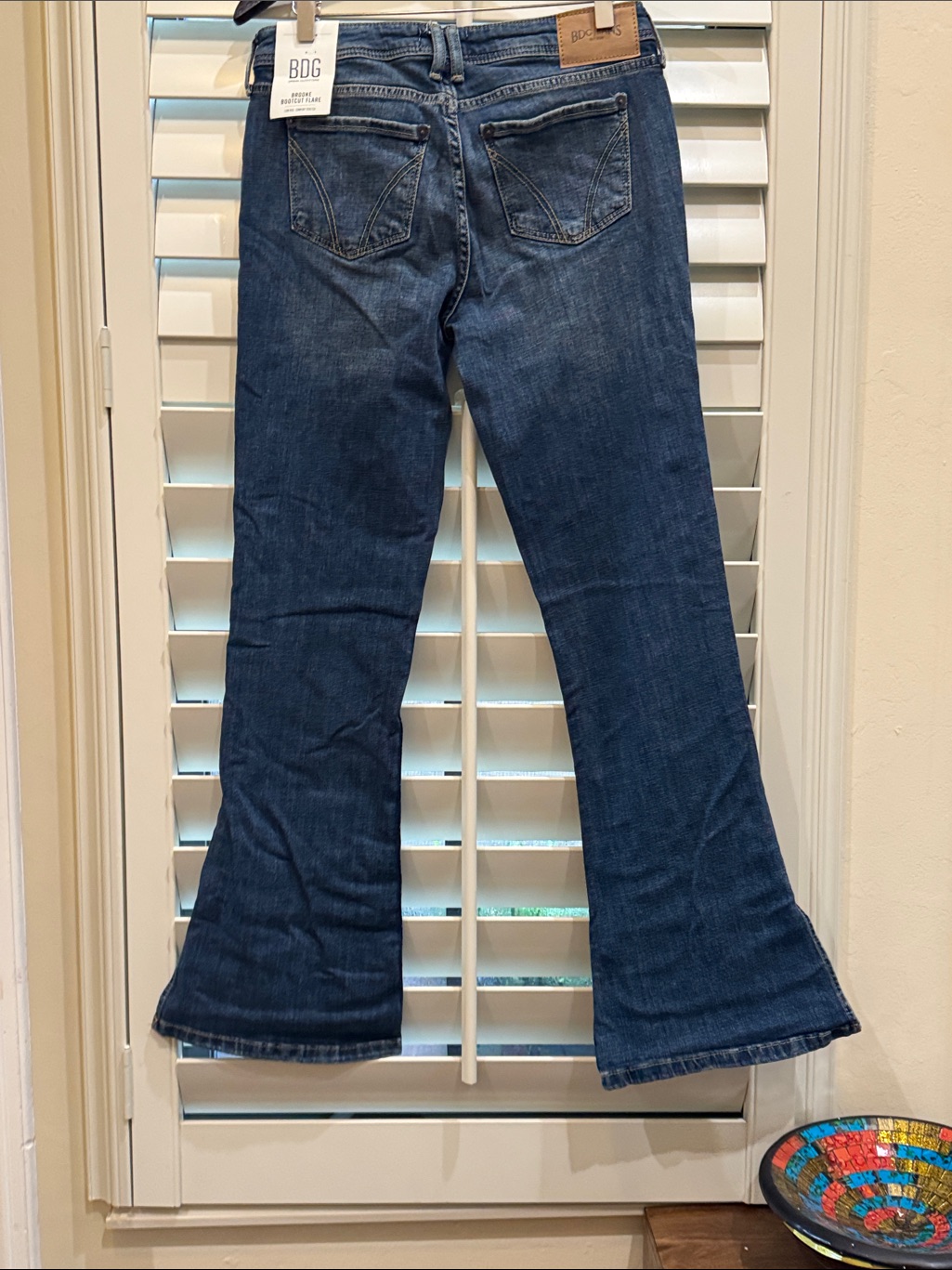 Bdg Split Hem Low Rise Flare Jeans — image 5 of 8
